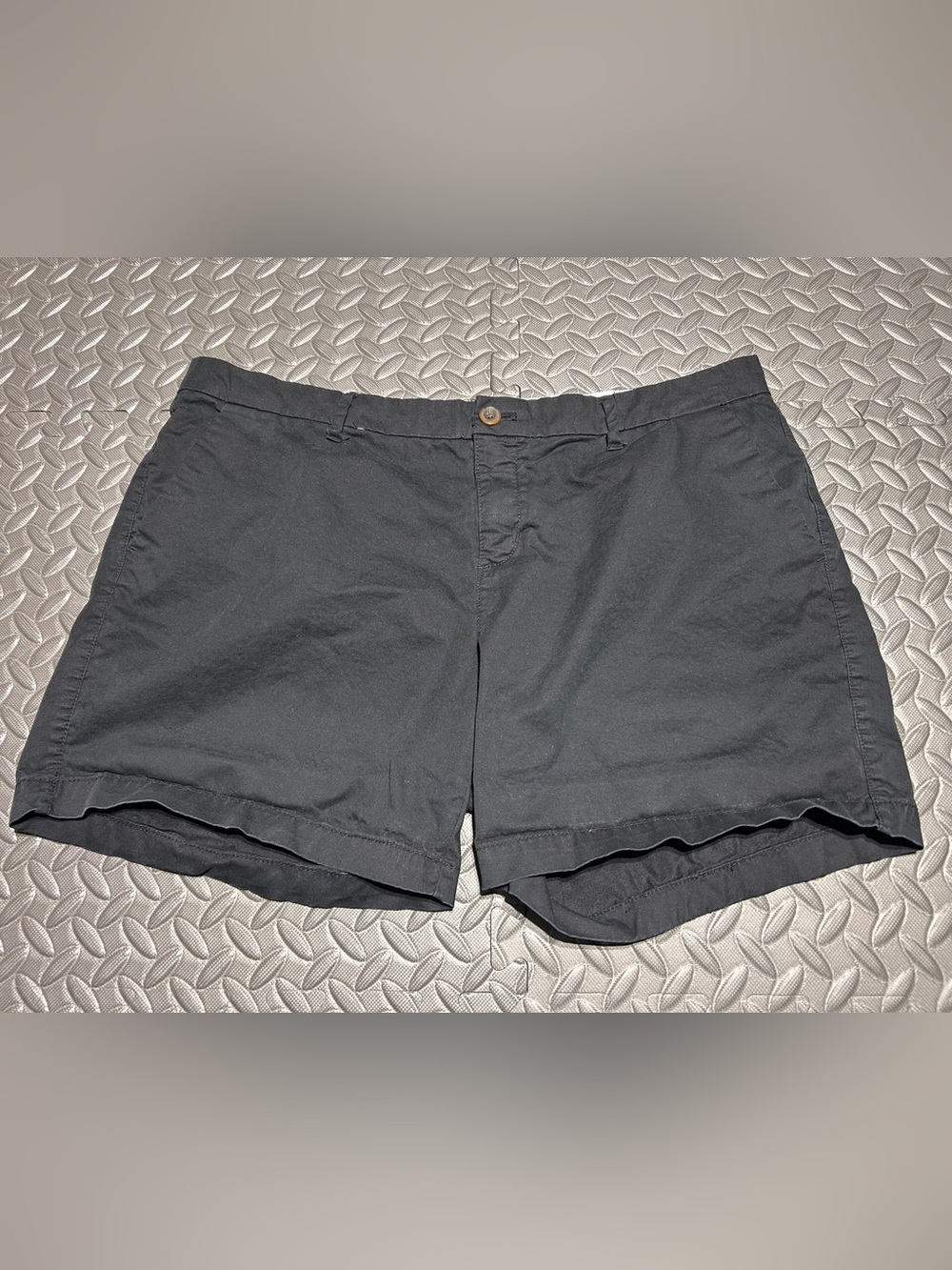 Old Navy Women’s  Black Chino Shorts